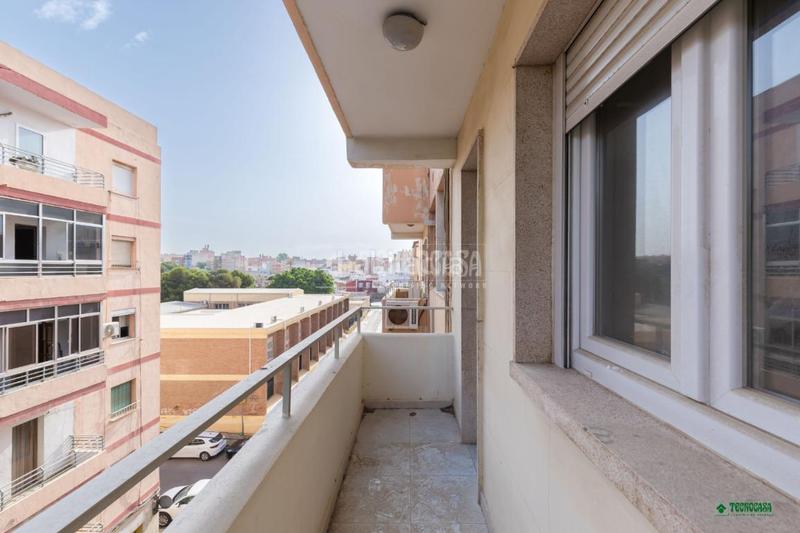 Foto 69de5df1-8d3f-4d5c-b3ba-87ccbd144f49. Piso  en venta en San Luis Almería