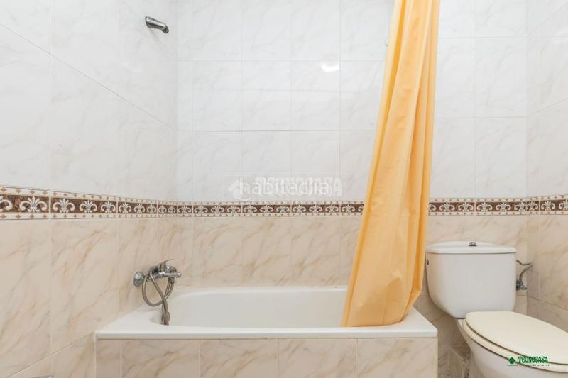 Foto a378a2b8-178c-4adf-8d4e-996f9fbeee7e. Piso  en venta en San Luis Almería