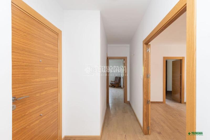 Foto da7cf6ba-9377-428c-be83-328037421c18. Piso  en venta en San Luis Almería