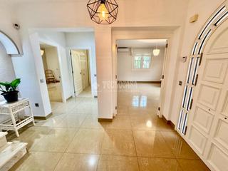 Pis a Los Molinos - Villa Blanca. Piso en venta en almería