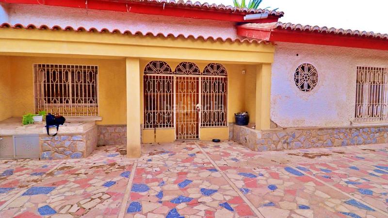 Foto 09107b53-b843-4724-837f-e0124eed2676. Chalet mit parking in Pont Nou - Corazón de Jesús Elche / Elx