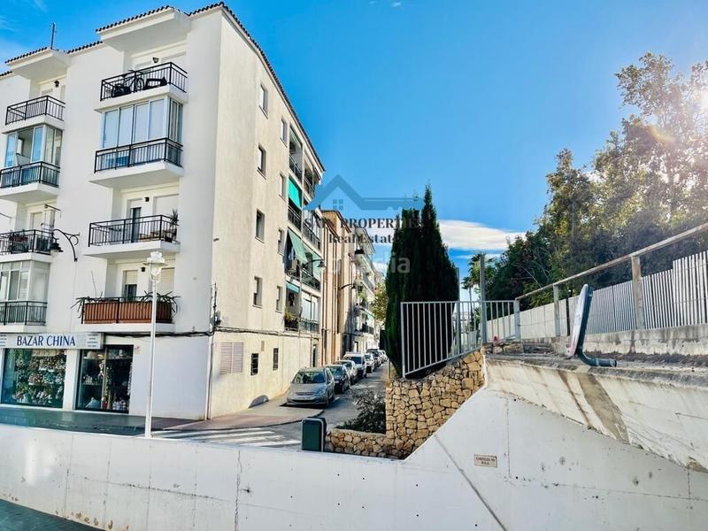 Foto 06187792-c56b-4e1d-a5c8-e9d6dbc2ef52. Geschäftsraum in Altea ciudad Altea