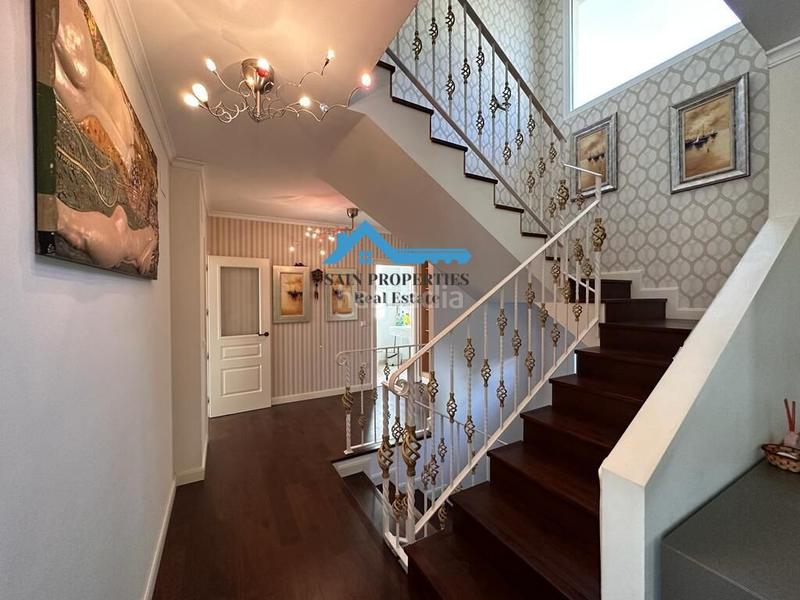 Foto 21bae598-9fa5-4e30-8088-a4a53ac9f191. Chalet con riscaldamento parcheggio piscina in Altea la vella Altea