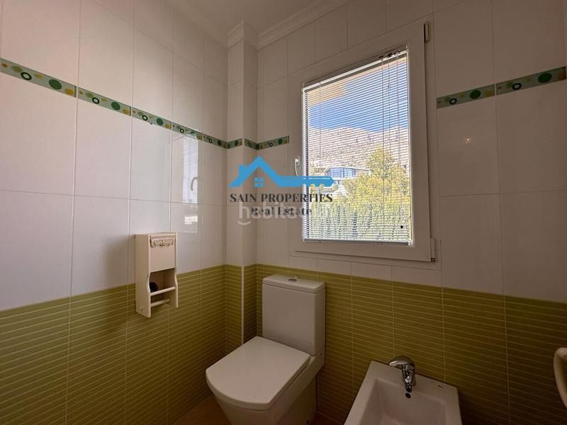 Foto 65b1edee-93a9-4aab-ab87-c465fd318ec1. Chalet con riscaldamento parcheggio piscina in Altea la vella Altea