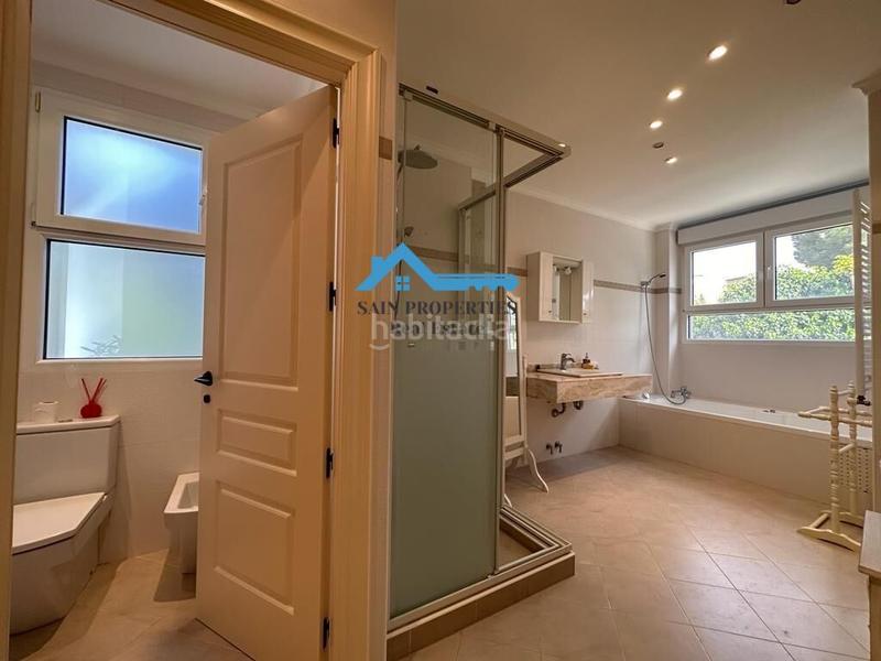 Foto 7272aace-ced8-4c54-bccb-11bbc3bbf1ec. Chalet con riscaldamento parcheggio piscina in Altea la vella Altea