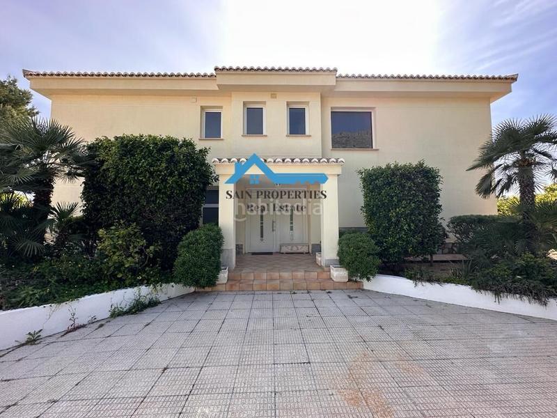 Foto c344bee2-6941-41aa-8132-c28380c1bf3b. Chalet con riscaldamento parcheggio piscina in Altea la vella Altea