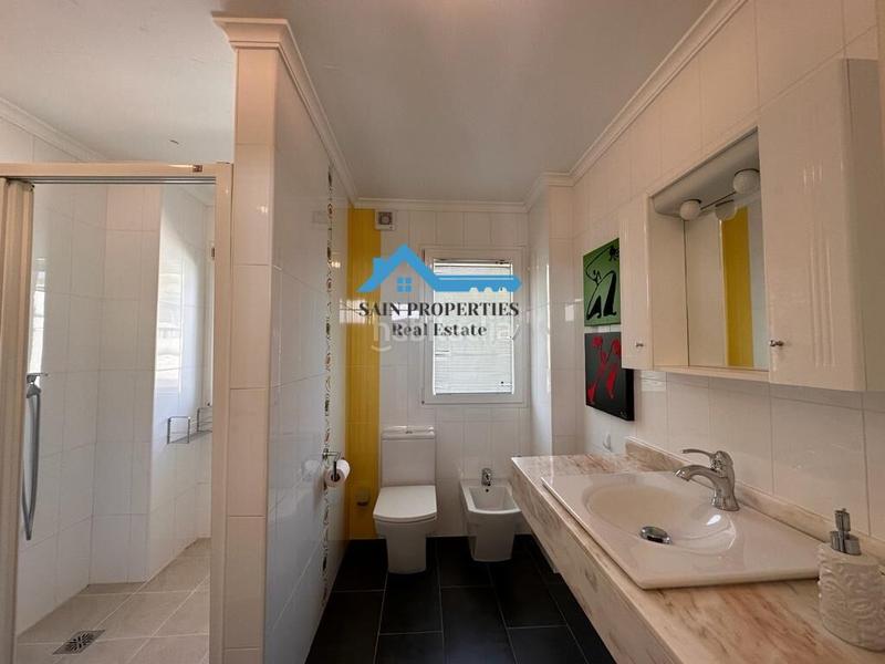 Foto f50161de-4006-4c1c-8f5e-08cbdfb7619f. Chalet con riscaldamento parcheggio piscina in Altea la vella Altea