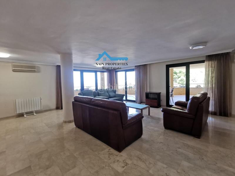 Foto a4930b82-27e9-43b5-a5df-d1a03332fd06. Appartement mit heizung parking pool in Mascarat Altea
