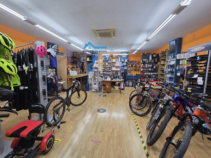 Foto 54234538-d225-47c2-bcfa-188d6d44f0fb. Locale commerciale in Centro Urbano Benidorm