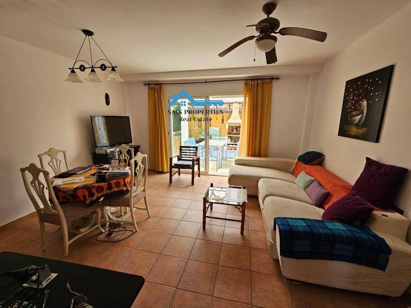 Foto 1e97fede-cffd-4533-8524-522c3c58fb21. Doppelhaus mit parking in Montebello - Nou Espai Nucia (la)