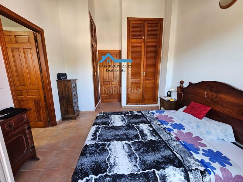 Foto 88a9ead2-5e98-422c-bed3-558b4b1dd19b. Casa bifamiliare con parcheggio in Montebello - Nou Espai Nucia (la)