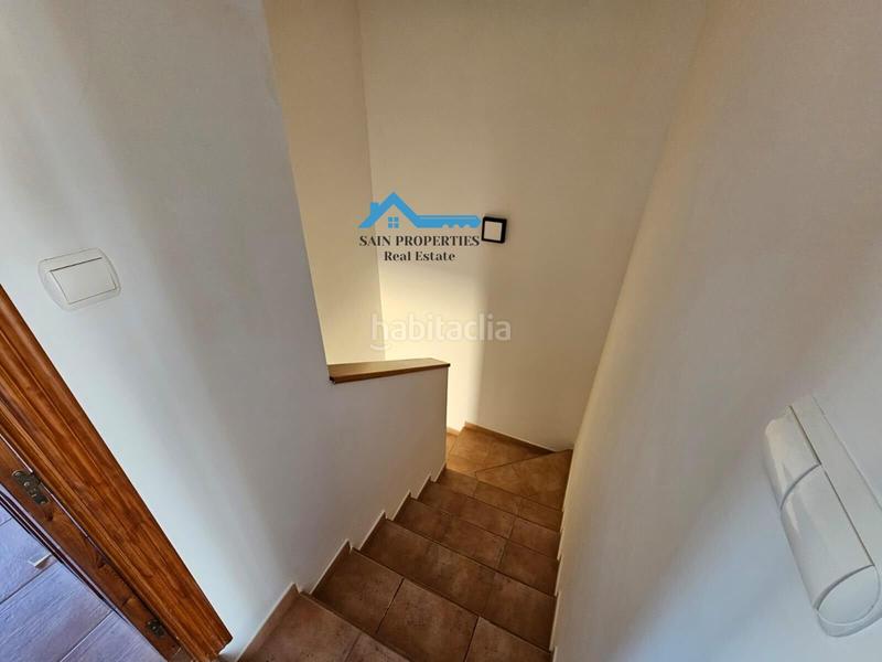 Foto 90c73a5d-837f-40f1-ba05-4fb8b4907d41. Doppelhaus mit parking in Montebello - Nou Espai Nucia (la)