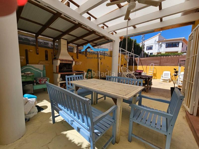 Foto b7dbb9c3-7f1a-4de2-a377-d7d9148c57d5. Doppelhaus mit parking in Montebello - Nou Espai Nucia (la)