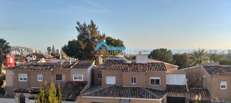 Foto 40c4dc07-f71b-4a89-a38b-bdeab0b895be. Maison jumelée avec parking piscine dans Urbanizaciones Benidorm