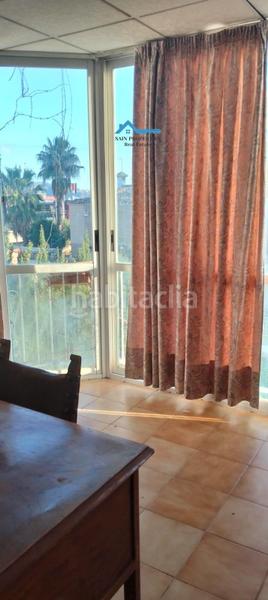 Foto b42f6450-2728-422d-b3d6-d724d53bbd12. Maison jumelée avec parking piscine dans Urbanizaciones Benidorm