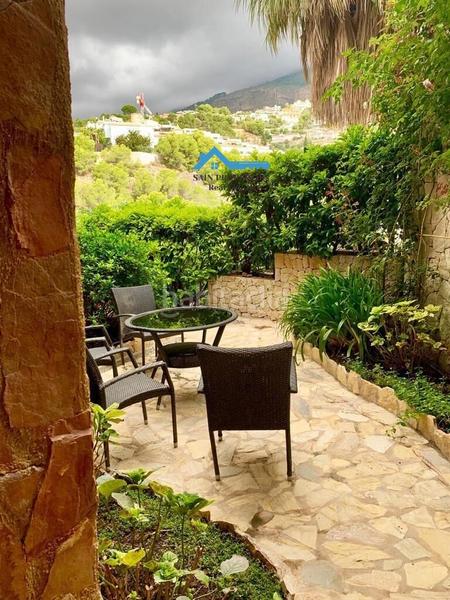 Foto 29c964ba-5139-4331-8d05-2a52972bccc1. Chalet mit heizung parking pool in Altea la vella Altea