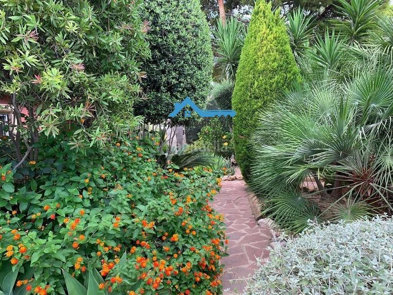 Foto 36d1cdd4-33e7-4cf7-9acb-6f016f844eca. Chalet mit heizung parking pool in Altea la vella Altea