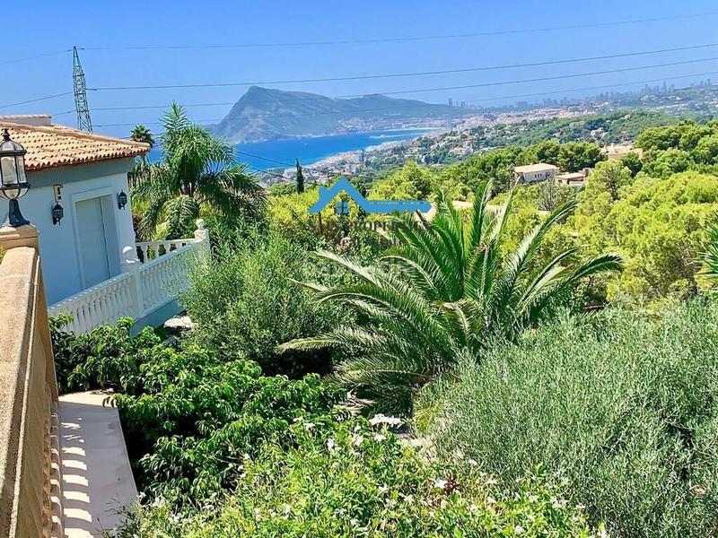 Foto dae6a7ff-f355-4266-9917-455616ec8115. Chalet mit heizung parking pool in Altea la vella Altea