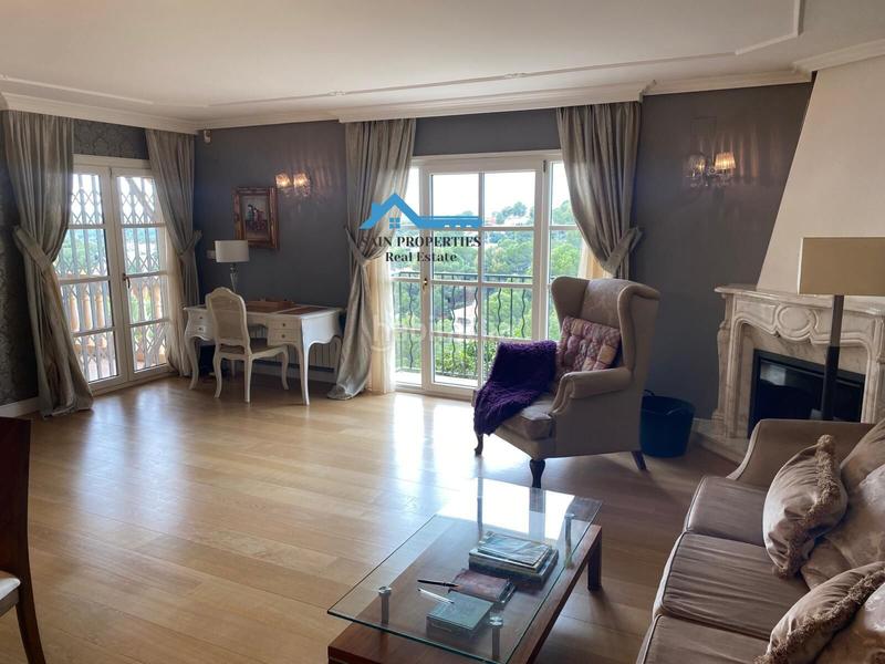 Foto f831c3e9-dba5-47b0-8491-f8e3005fb018. Chalet mit heizung parking pool in Altea la vella Altea