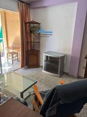 Pis a Pueblo-Ubanizaciones. Piso de 3 habitaciones con balcón en pleno centro de alfaz del p