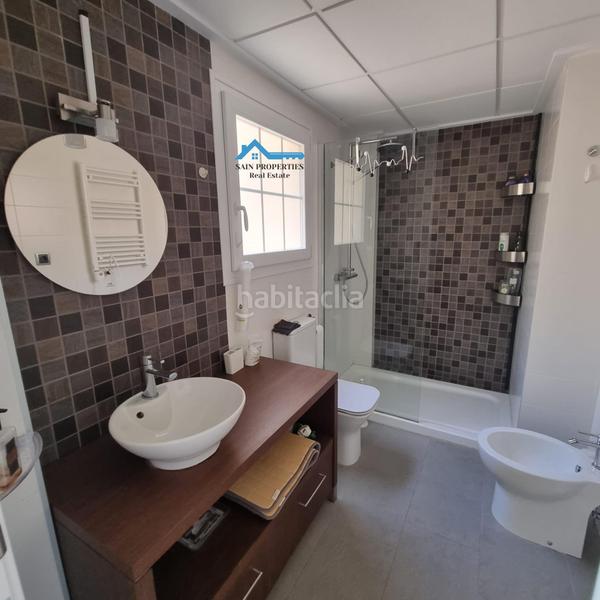 Foto 44ff695b-f763-41a7-9f31-c5b1b0391f2e. Xalet amb calefacció aparcament piscina a Golf Bahía Finestrat