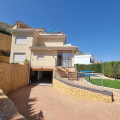 Xalet a Golf Bahía. Chalet de lujo en venta en golf bahía, con piscina y garaje