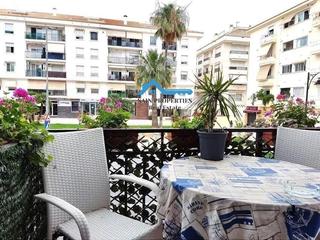 Apartament a Altea Ciudad. Luminoso piso con terraza y balcón a 150m de la playa de altea.