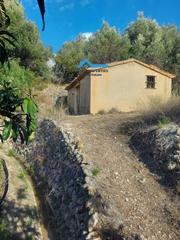 Casa en Callosa d´en Sarrià. Casa de campo para restaurar en parcela de 4400m con luz y agua