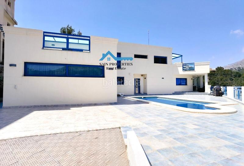 Foto e13dffb4-df8d-46c6-9b71-e21ff0541a76. Chalet mit heizung parking pool in Altea hills Altea