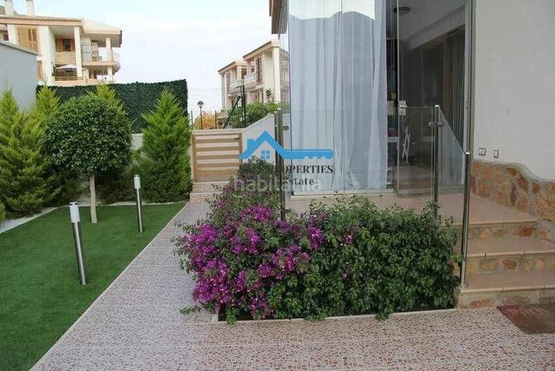 Foto d2ff36a9-64b9-464e-b8b6-b9fc535b1235. Piso exclusivo piso moderno en planta baja con jardín privado y garaje en Golf Bahía en Finestrat