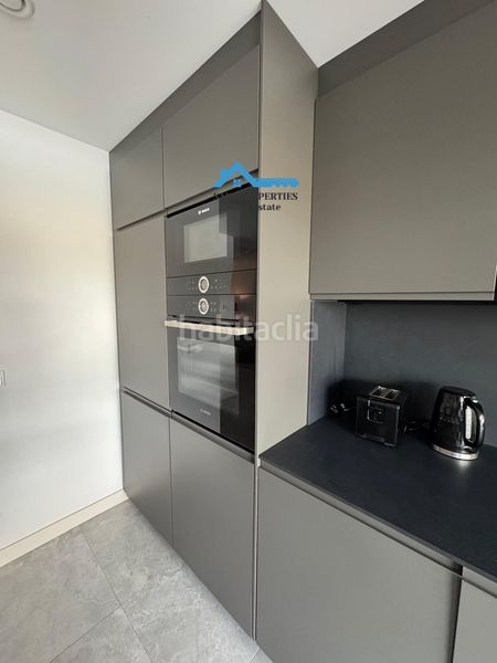 Foto 3f3d8748-b9d9-41f0-a2fe-ab61853da3e7. Duplex avec parking piscine dans balcón de Finestrat-terra marina Finestrat