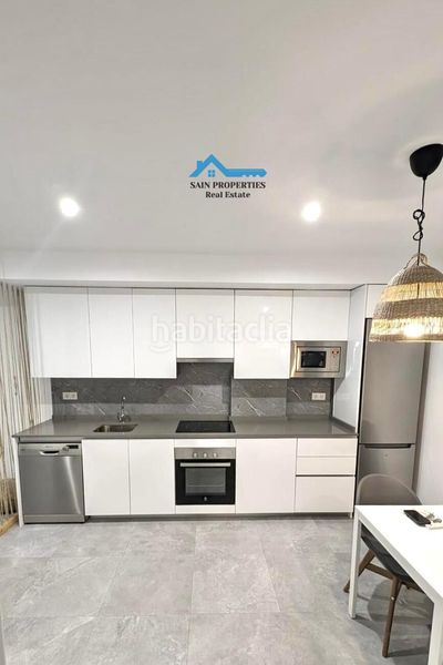 Foto f873d545-c5f8-4803-b1d4-d7f46c9b8bca. Duplex avec parking piscine dans balcón de Finestrat-terra marina Finestrat
