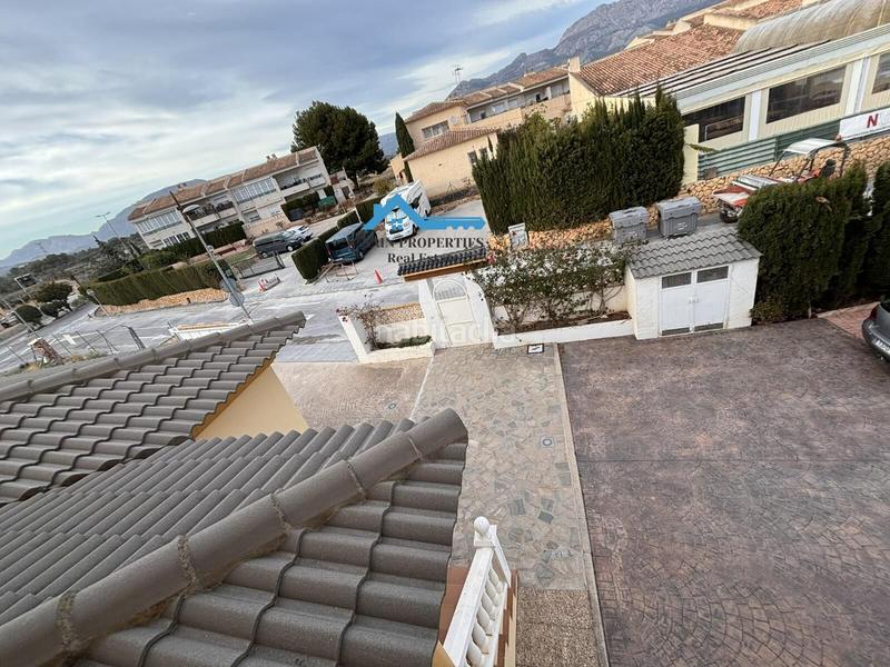 Foto 595547e7-6c8e-470f-a6d2-24081bc767dc. Chalet con riscaldamento parcheggio piscina in El Tossal-Bello Horizonte Nucia (la)