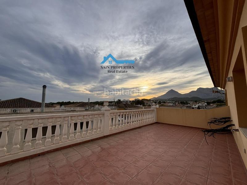 Foto 60b97929-f1de-41f6-ba17-3a61df550c96. Chalet con riscaldamento parcheggio piscina in El Tossal-Bello Horizonte Nucia (la)