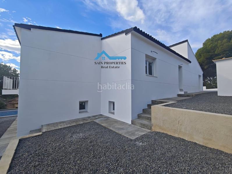 Foto 344b22d1-a5bc-4a3b-b86e-9854b333d763. Chalet exclusivo chalet reformado con vistas al mar la vella en Altea