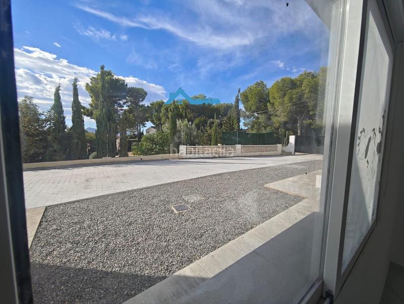 Foto 3850be6f-f61a-4406-8203-268c35c51b98. Chalet exclusivo chalet reformado con vistas al mar la vella en Altea