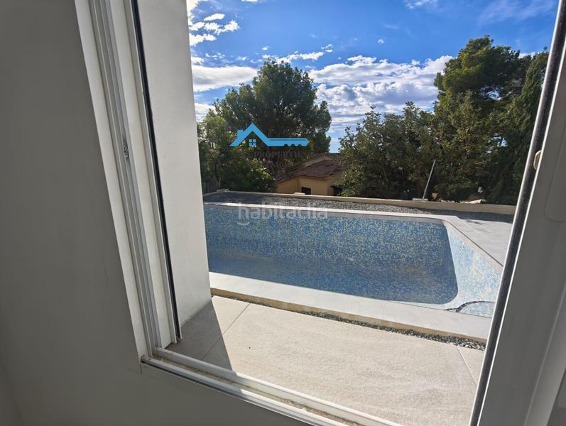 Foto ce09fee1-ac17-439a-be14-dc206a706a94. Chalet exclusivo chalet reformado con vistas al mar la vella en Altea