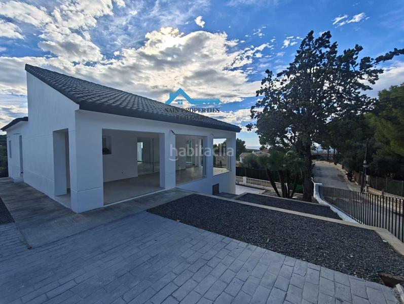 Foto da9ab0ea-2ef8-4762-b2fe-8baf4e75ce18. Chalet exclusivo chalet reformado con vistas al mar la vella en Altea