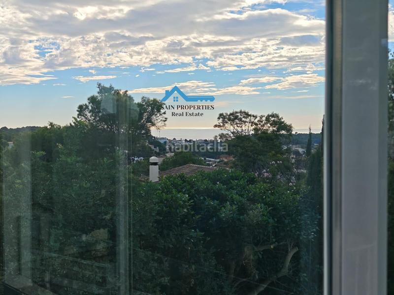 Foto dc27fd24-86df-468c-8cc1-aa025c00df7c. Chalet exclusivo chalet reformado con vistas al mar la vella en Altea