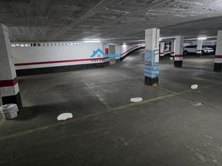 Aparcament cotxe a Juzgados - Plaza de Toros. Garaje a la venta en el centro de benidorm a un paso de la calle