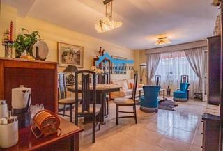 Appartement à Pueblo-Ubanizaciones. Piso luminoso en el centro de alfaz del pi con terraza y parking