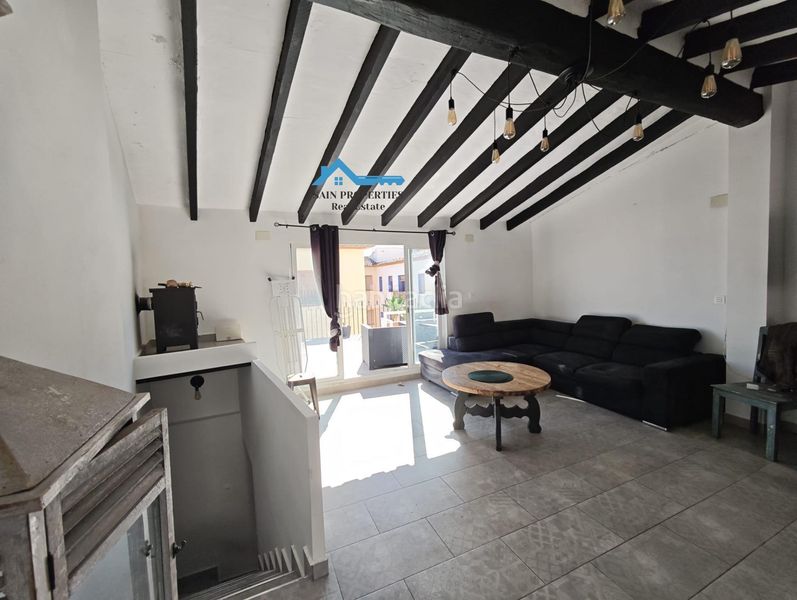 Foto 78a2cccc-55ed-49a2-8759-5c4fb097d498. Dúplex a La Nucia Pueblo Nucia (la)