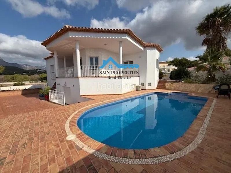 Foto d2dcd18a-e0b5-49a5-b0fb-a890cbacc5da. Xalet amb calefacció aparcament piscina a El Tossal-Bello Horizonte Nucia (la)