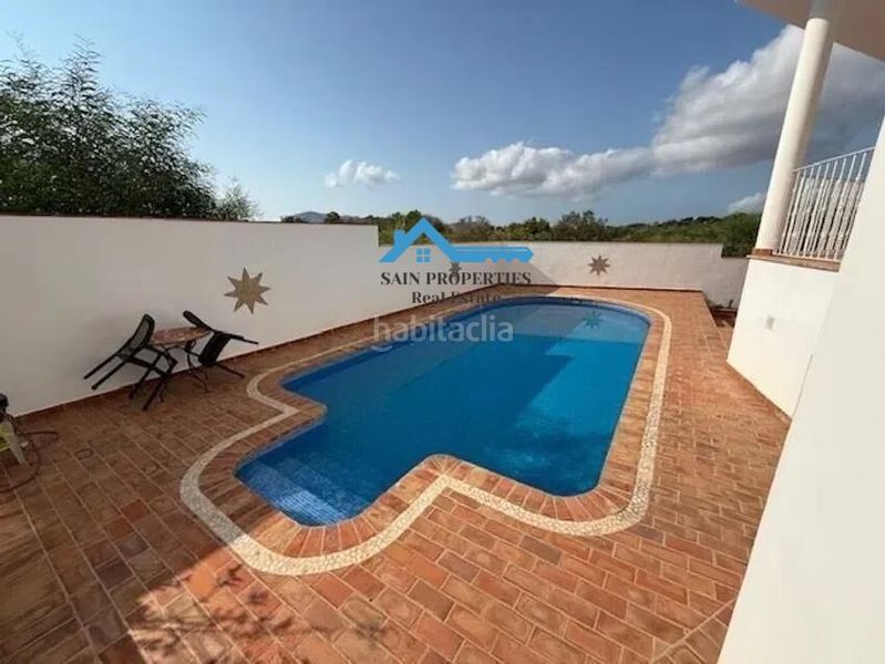 Foto d755b01e-a85b-41bc-8db6-418b340f337b. Xalet amb calefacció aparcament piscina a El Tossal-Bello Horizonte Nucia (la)