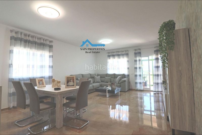 Foto bf5c1d98-75e7-4062-a0d9-e2794edd5372. Xalet amb calefacció aparcament piscina a Coloma Nucia (la)