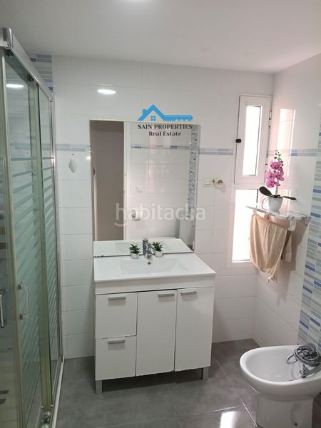 Foto 1f9570bd-3df7-47d3-aa1f-da5624a92ee4. Pis amb aparcament piscina a Playa Poniente Benidorm