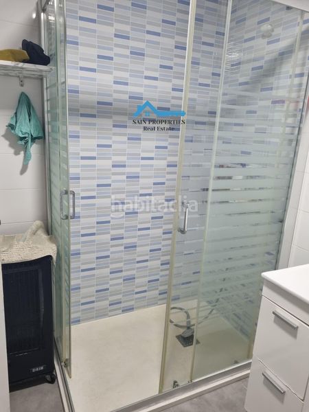 Foto 9d81f1a5-85ba-4674-b2c5-206e8ddb32f2. Pis amb aparcament piscina a Playa Poniente Benidorm