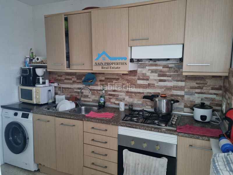 Foto cf5abab6-454e-48c1-8fff-c92c252c67dc. Pis amb aparcament piscina a Playa Poniente Benidorm