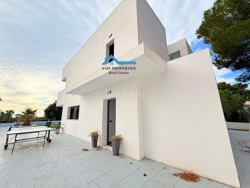 Foto 4b6b3c26-0136-4f4d-bf74-cec8ab824c33. Xalet amb calefacció aparcament piscina a Altea la vella Altea