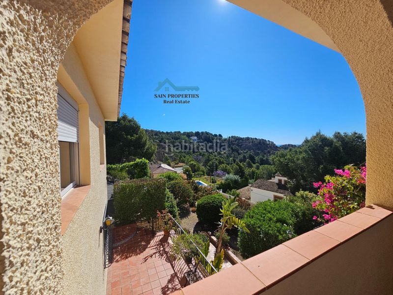 Foto b1c60d4a-0c6e-4f92-922f-e13ab1e3c3ff. Xalet amb calefacció aparcament piscina a Altea la vella Altea
